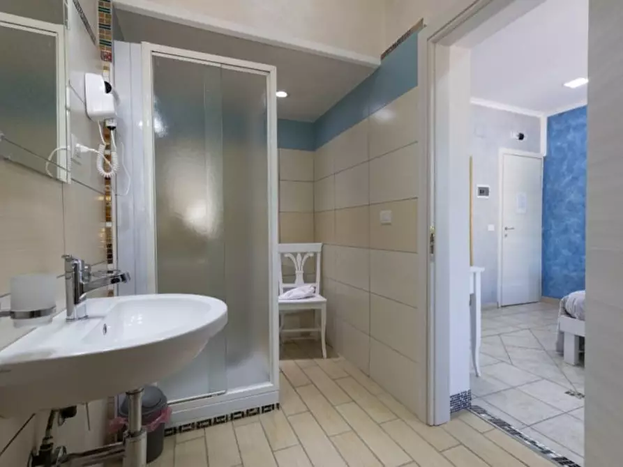 Immagine 13 di Bed & Breakfast in vendita  a Sinalunga