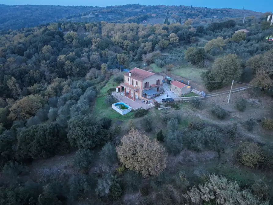 Immagine 1 di Casa indipendente in vendita  a Sinalunga