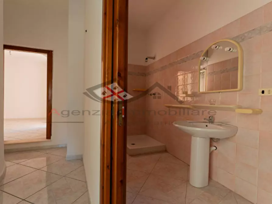 Immagine 18 di Appartamento in vendita  in Via Michele Pala a Torpè