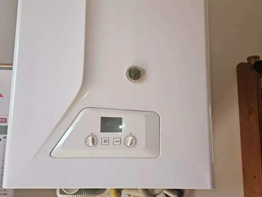 Immagine 12 di Appartamento in vendita  in Via Cavour a Este