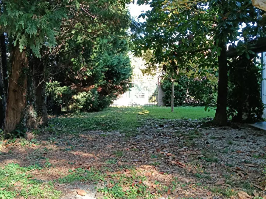 Immagine 52 di Villa in vendita  a Camponogara