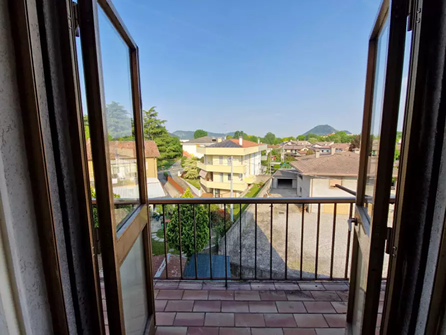Immagine 19 di Appartamento in vendita  in Via Barbieri a Abano Terme