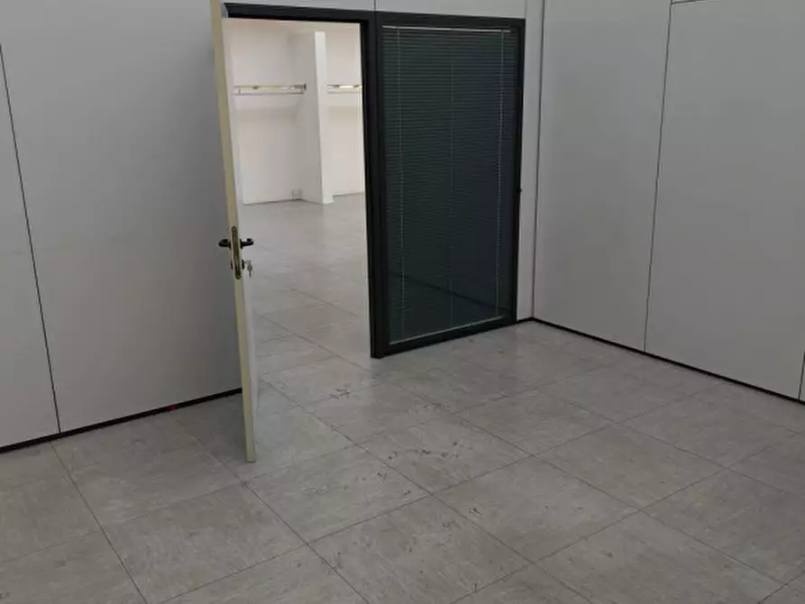 Immagine 6 di Ufficio in affitto  in centro grossisti a Padova