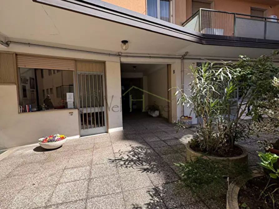 Immagine 1 di Appartamento in affitto  in Via Francesco Anzani a Como