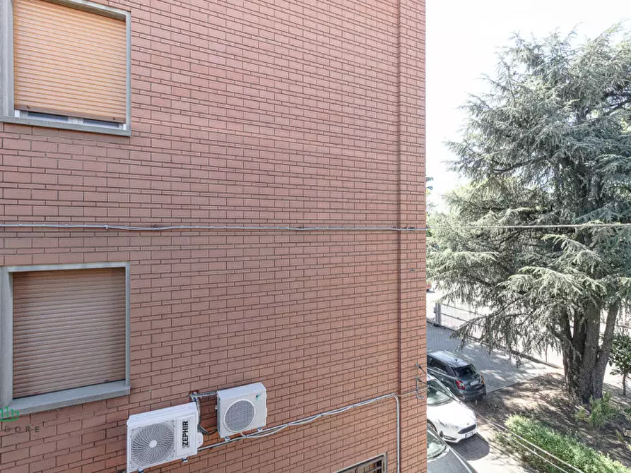 Immagine 24 di Appartamento in vendita  in VIA EMILIA 301 a San Lazzaro Di Savena