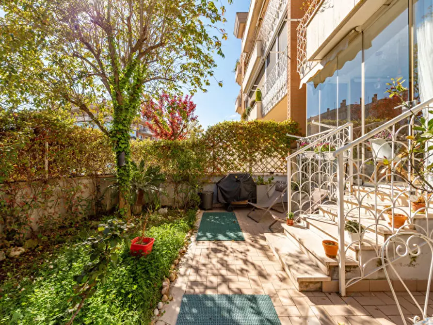 Immagine 17 di Appartamento in vendita  in VIALE VINCENZO MARRONARO 134 a Roma