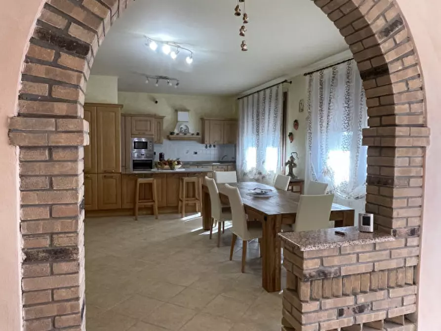 Immagine 16 di Casa indipendente in vendita  in Via Giuseppe Garibaldi a Correzzola