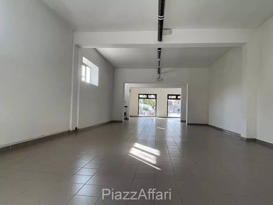 Immagine 50 di Casa indipendente in vendita  in Via Giuseppe Garibaldi a Correzzola