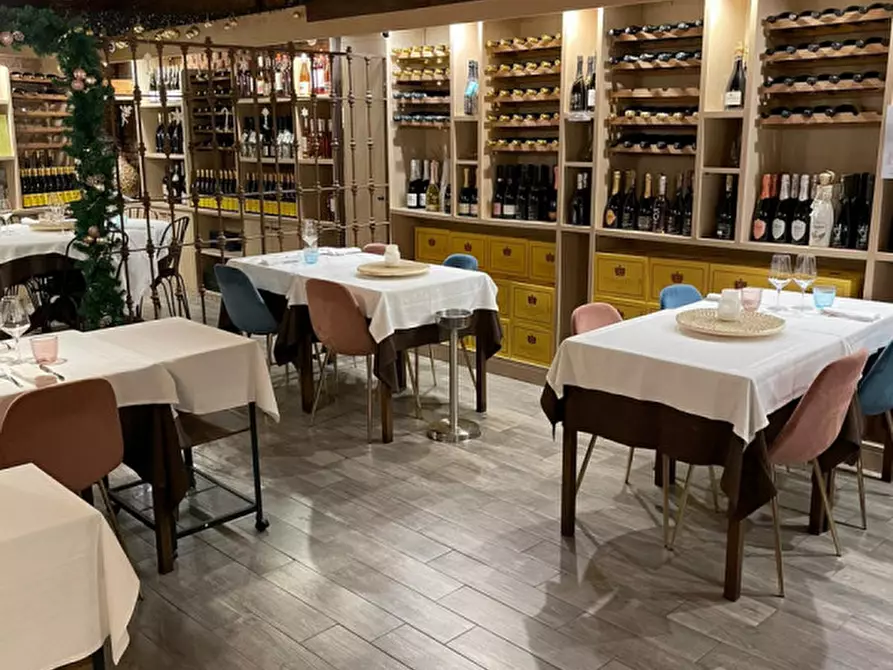 Immagine 4 di Attività commerciale in vendita  in Corso di Porta Romana a Milano