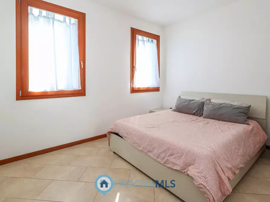 Immagine 4 di Casa bifamiliare in vendita  a Selvazzano Dentro