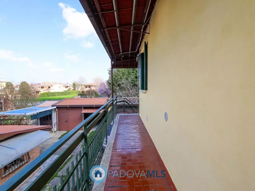 Immagine 16 di Casa bifamiliare in vendita  a Selvazzano Dentro