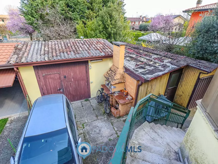 Immagine 18 di Casa bifamiliare in vendita  a Selvazzano Dentro