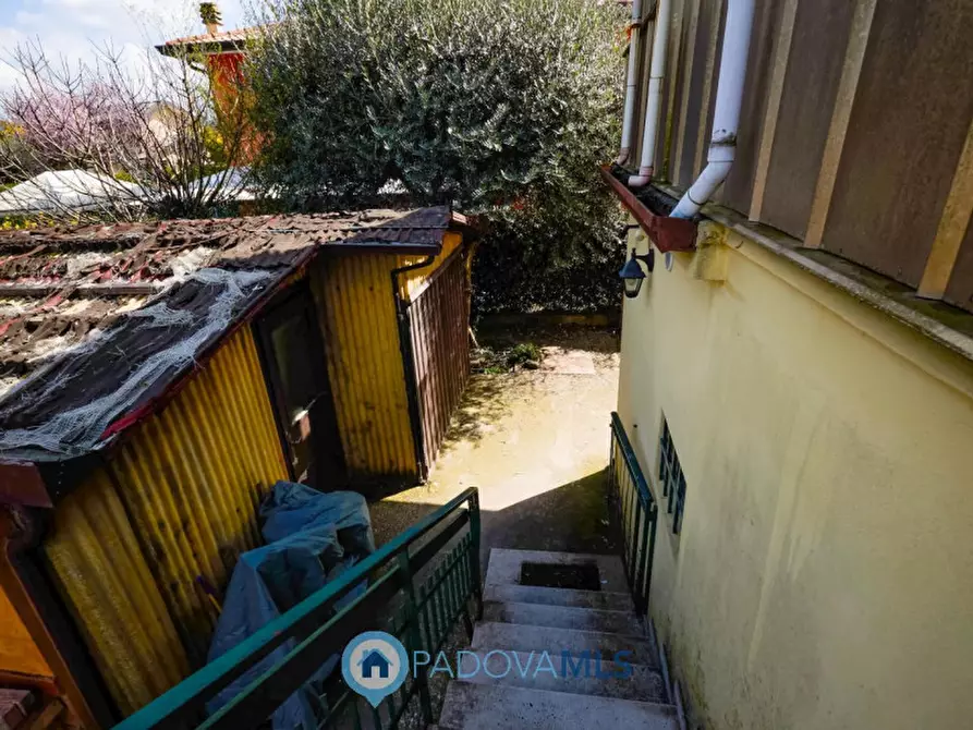 Immagine 20 di Casa bifamiliare in vendita  a Selvazzano Dentro