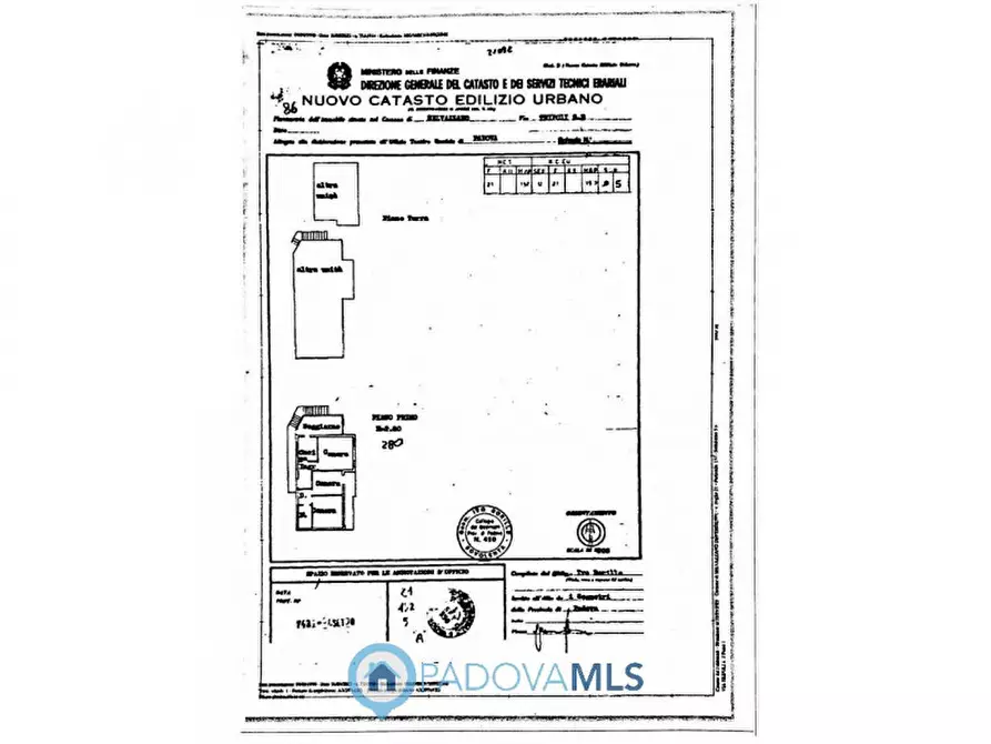 Immagine 35 di Casa bifamiliare in vendita  a Selvazzano Dentro