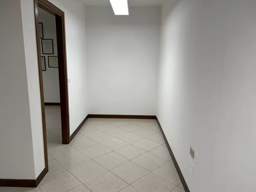 Immagine 1 di Ufficio in affitto  in VIA ROMA a Albignasego