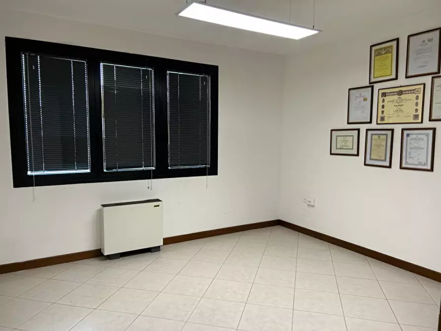 Immagine 2 di Ufficio in affitto  in VIA ROMA a Albignasego