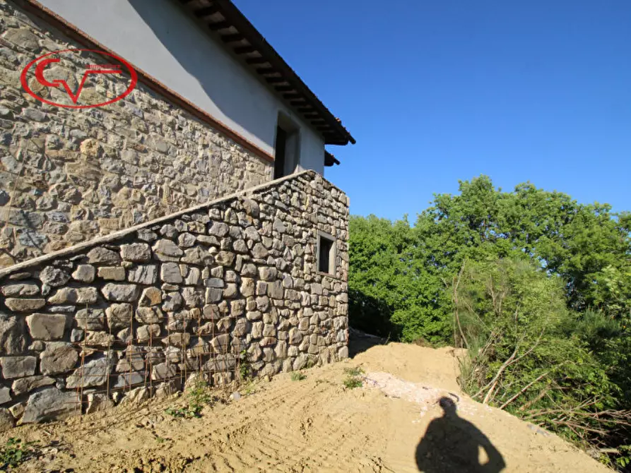 Immagine 6 di Casa bifamiliare in vendita  in laterina a Laterina Pergine Valdarno