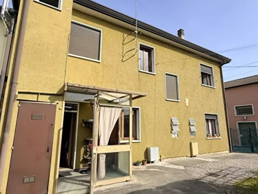 Immagine 13 di Casa trifamiliare in vendita  in Via San Salvatore a Padova