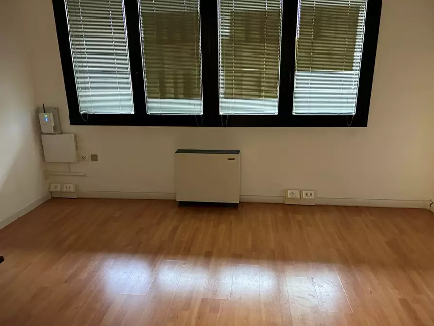 Immagine 2 di Ufficio in affitto  in Via Roma a Albignasego