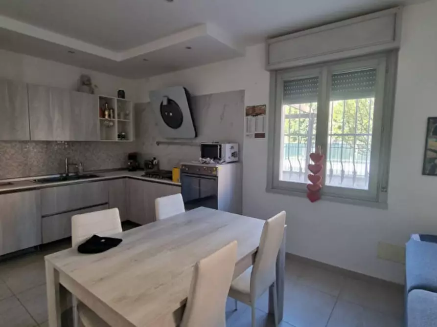 Immagine 4 di Casa bifamiliare in vendita  in Via Camillo Prampolini a Correggio