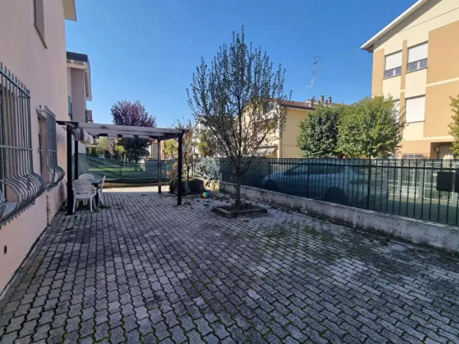 Immagine 19 di Casa bifamiliare in vendita  in Via Camillo Prampolini a Correggio