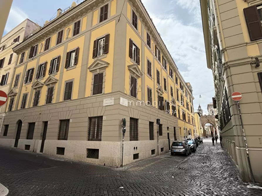 Immagine 2 di Appartamento in vendita  in Borgo Vittorio a Roma