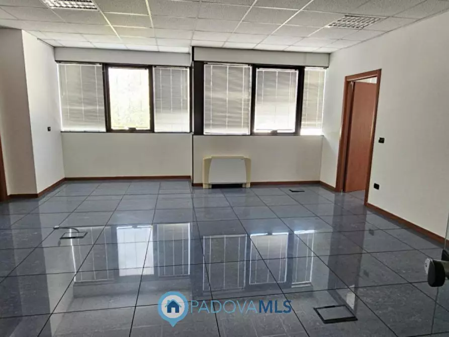 Immagine 2 di Ufficio in affitto  in Via Austria a Padova