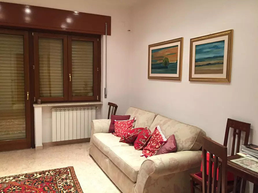Immagine 5 di Appartamento in vendita  in Via Conte Appiano, 72 a Foggia