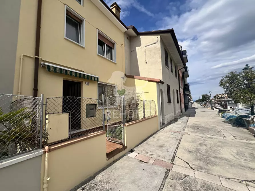 Immagine 25 di Villetta a schiera in vendita  in Riva Bersaglieri, 10 a Grado