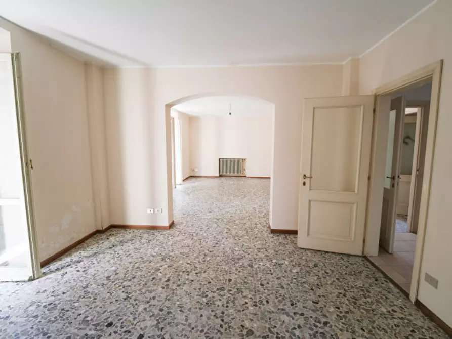 Immagine 7 di Appartamento in vendita  in Via Piave a Sovico