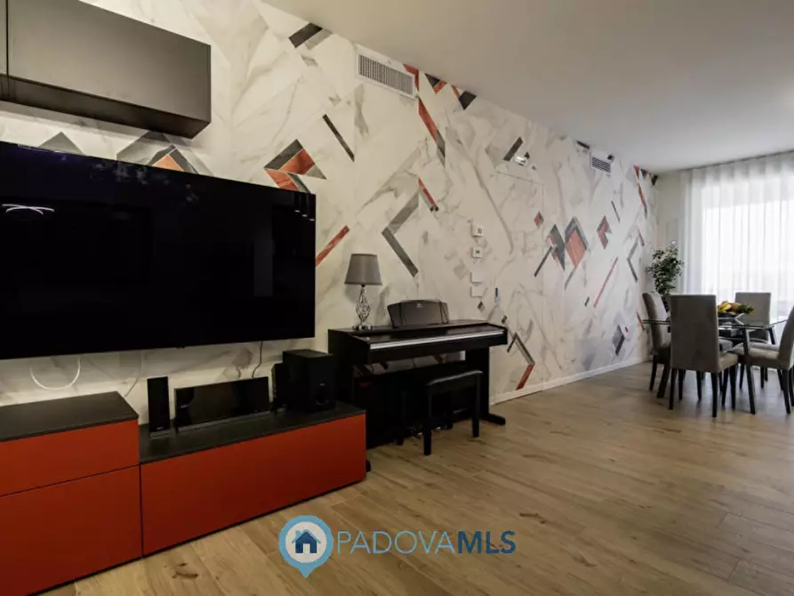 Immagine 16 di Attico in vendita  in Via Rovereto a Mestrino