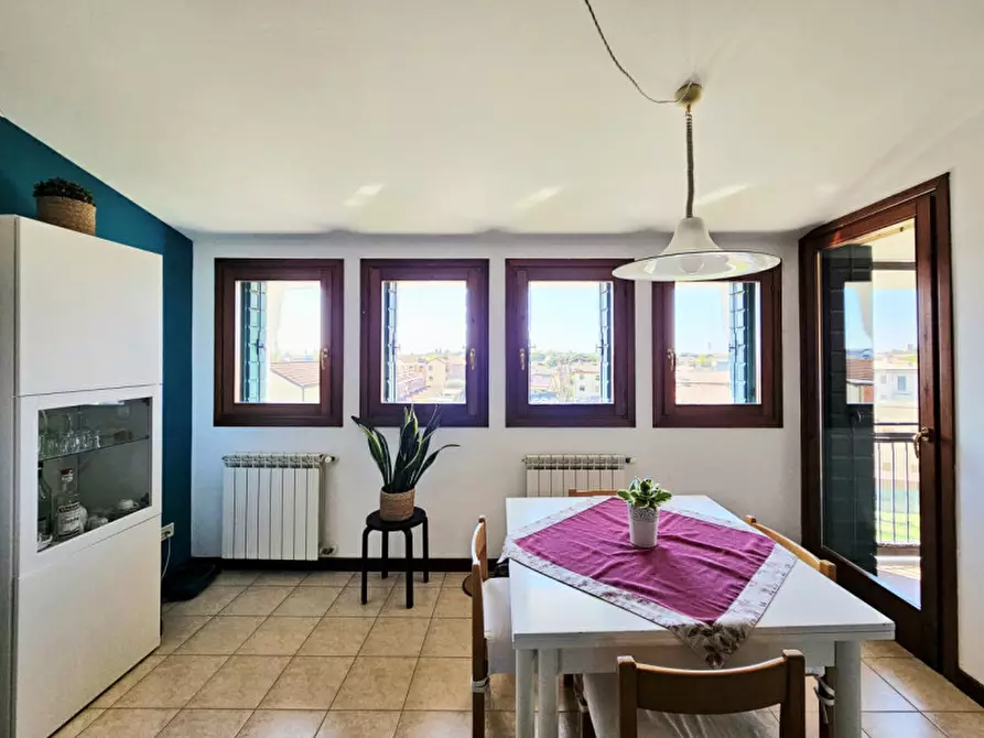 Immagine 11 di Appartamento in vendita  in VIA PAPA GIOVANNI XXIII a Este
