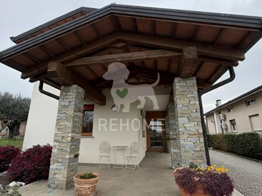 Immagine 8 di Villa in vendita  in Via Orto Piccolo, 7 a Pozzuolo Del Friuli