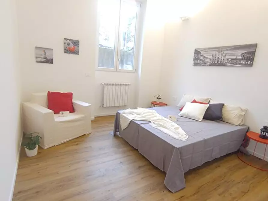 Immagine 5 di Appartamento in vendita  in VIA TOSI a Monza