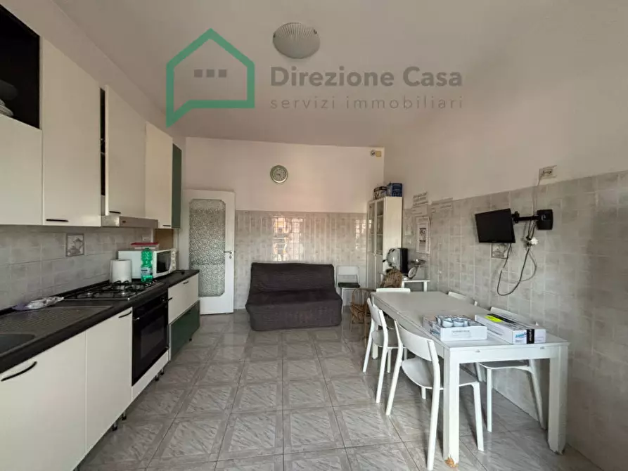 Immagine 27 di Appartamento in affitto  in Via Benedetto Cairoli, 1 a Napoli