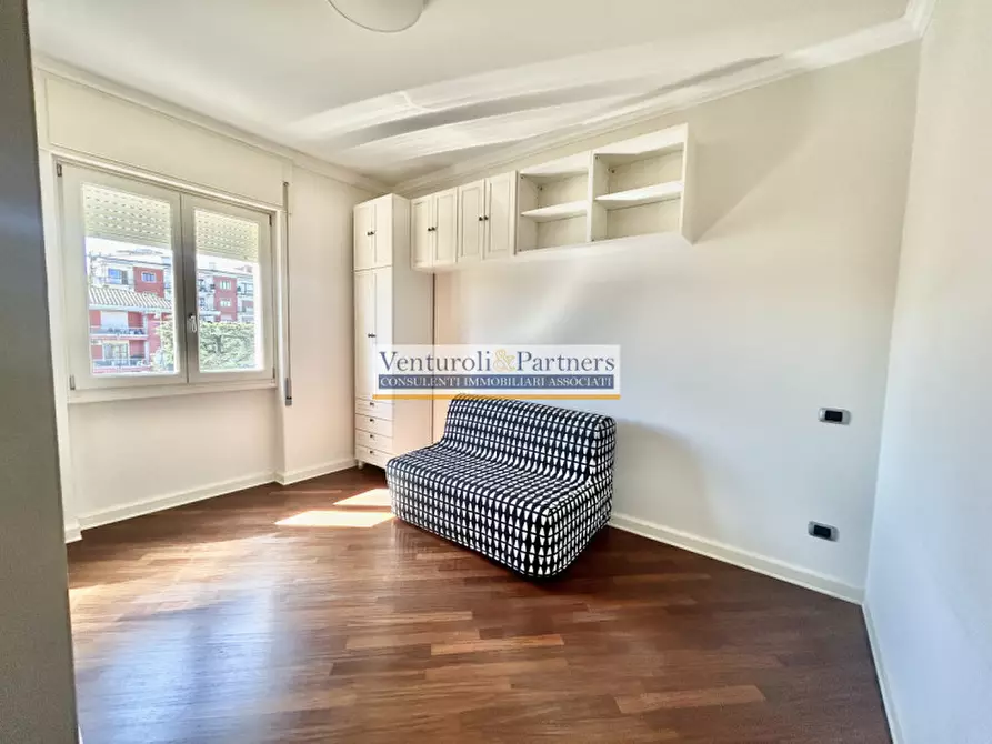 Immagine 6 di Appartamento in vendita  in Viale Dante Alighieri a Desenzano Del Garda