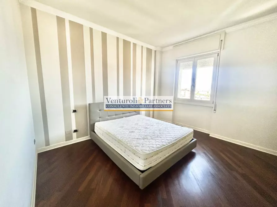 Immagine 8 di Appartamento in vendita  in Viale Dante Alighieri a Desenzano Del Garda