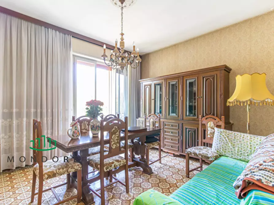 Immagine 2 di Palazzo in vendita  in VIA VINICIO PESCERELLI 82 a San Pietro In Casale