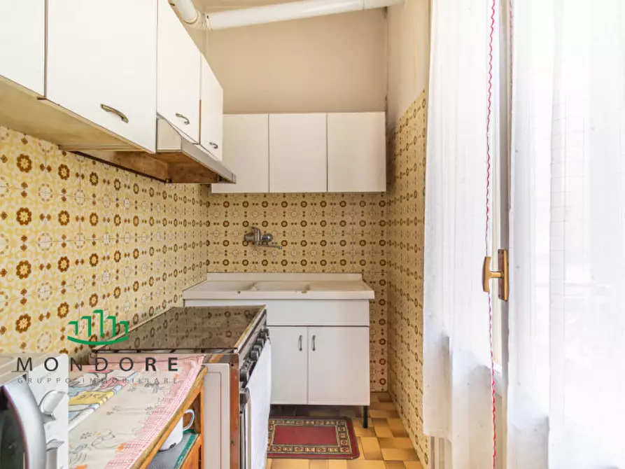 Immagine 13 di Palazzo in vendita  in VIA VINICIO PESCERELLI 82 a San Pietro In Casale