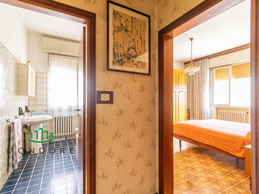 Immagine 16 di Palazzo in vendita  in VIA VINICIO PESCERELLI 82 a San Pietro In Casale