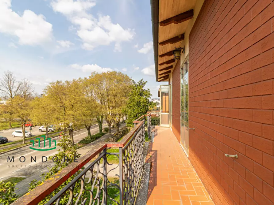 Immagine 34 di Palazzo in vendita  in VIA VINICIO PESCERELLI 82 a San Pietro In Casale