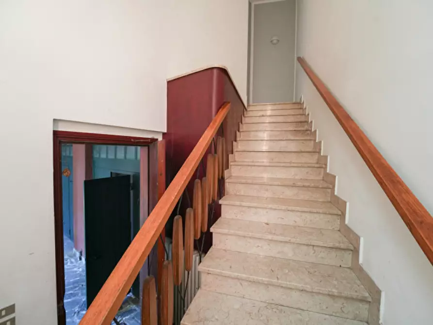 Immagine 7 di Appartamento in vendita  in Via Piave a Sovico