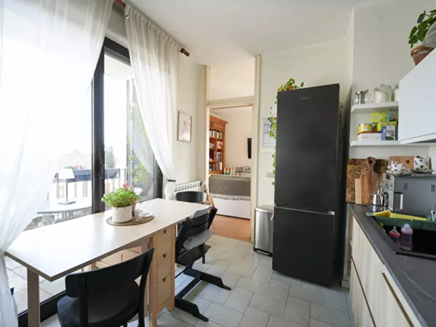 Immagine 10 di Appartamento in vendita  in Via Edison 5 a Biassono