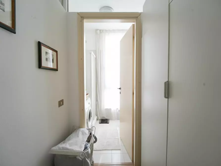 Immagine 19 di Appartamento in vendita  in Via Edison 5 a Biassono