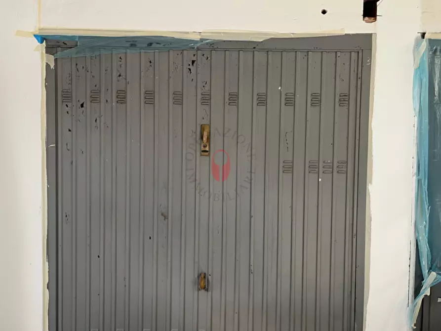 Immagine 1 di Garage in vendita  in Via Buenos Aires 20 a Torino