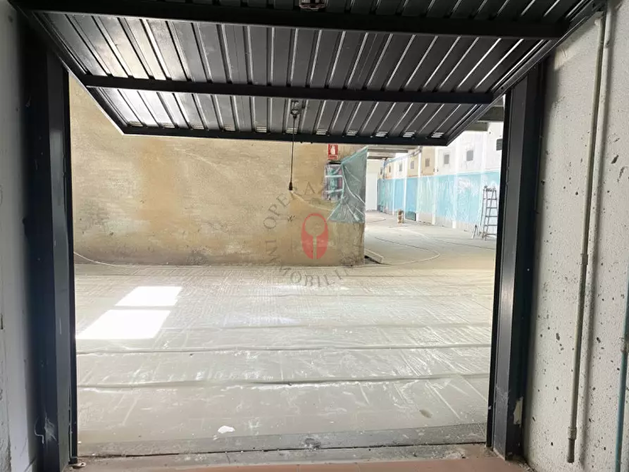 Immagine 7 di Garage in vendita  in Via Buenos Aires 20 a Torino