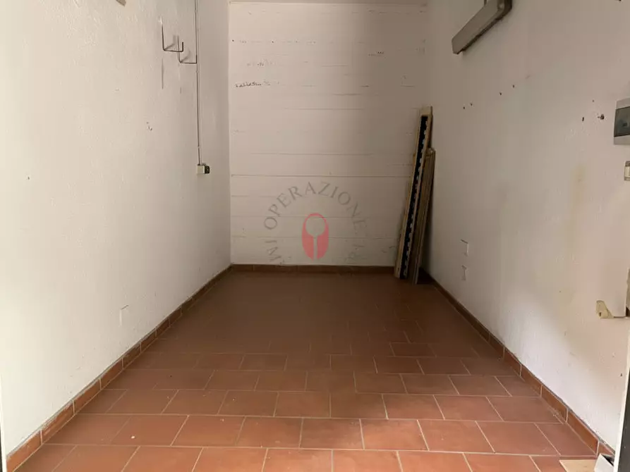 Immagine 8 di Garage in vendita  in Via Buenos Aires 20 a Torino