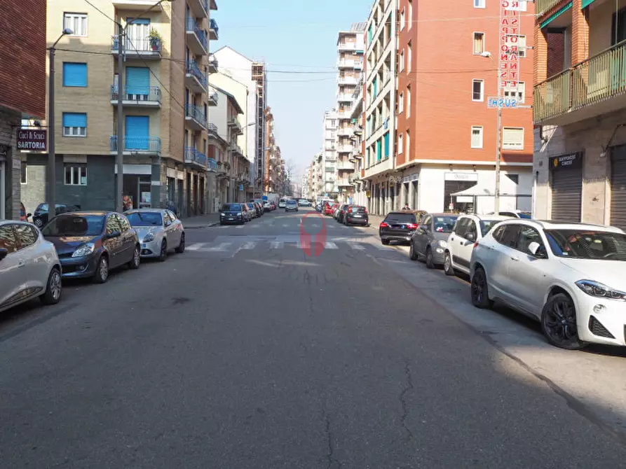 Immagine 12 di Garage in vendita  in Via Buenos Aires 20 a Torino