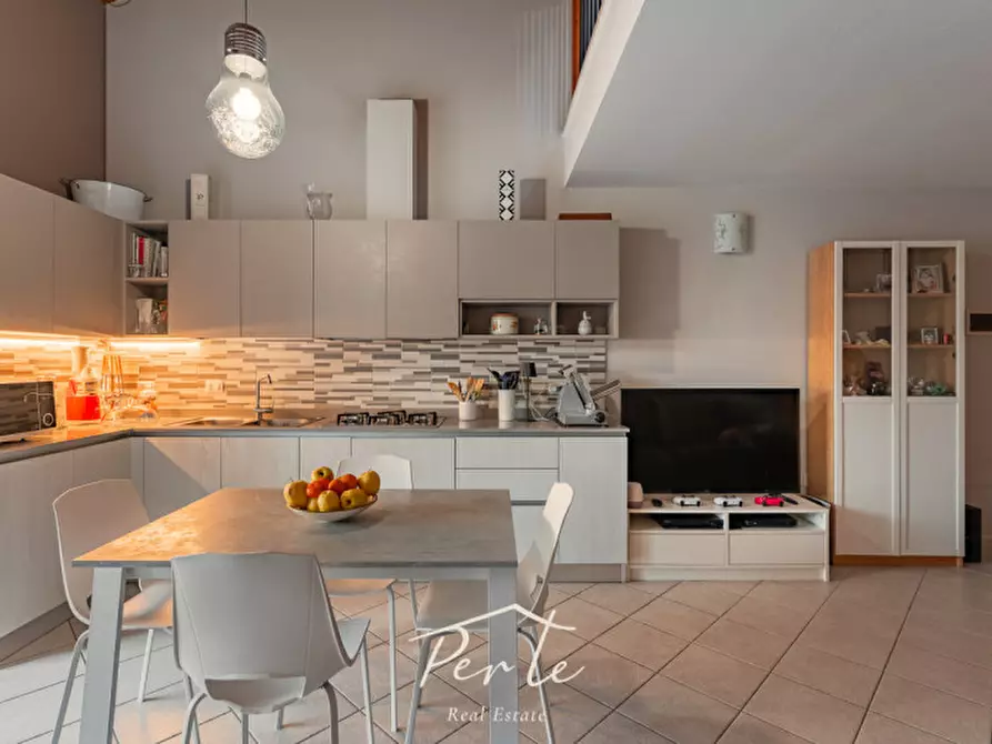 Immagine 2 di Appartamento in vendita  in Via Luigi Einaudi 84 a Curtatone