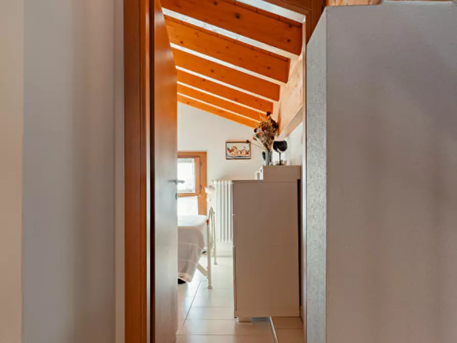 Immagine 20 di Appartamento in vendita  in Via Luigi Einaudi 84 a Curtatone